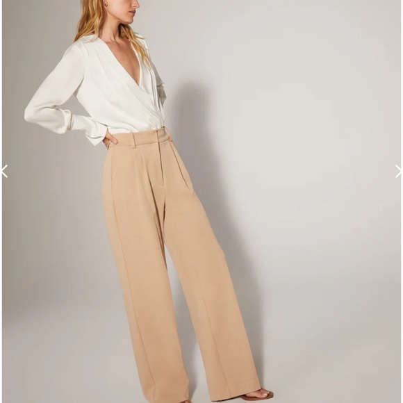 Size 10 FAVORITE DAUGHTER / / THE FAVORITE PANT BEIGE - Picture 1 of 4
